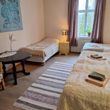 Gjestegard Bed & Breakfast