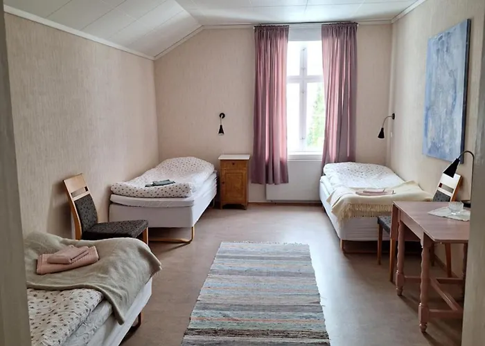 Gjestegard Bed & Breakfast *